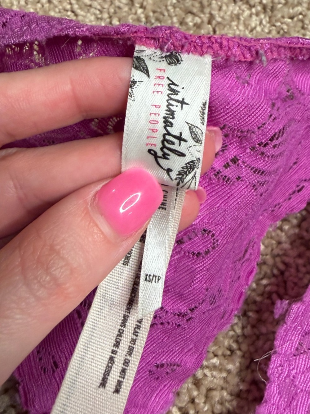Free People‎ Intimately Lace Racerback Bralette Magenta Floral Boho Bra Size XS - Picture 2 of 3